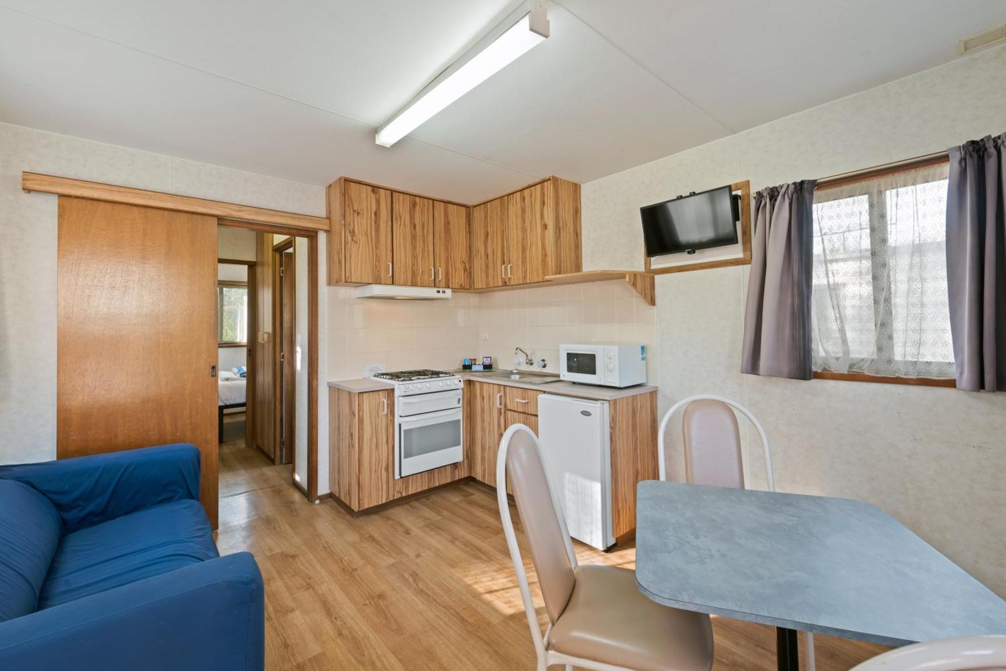 Discovery Parks - Barossa Valley Tanunda Room photo